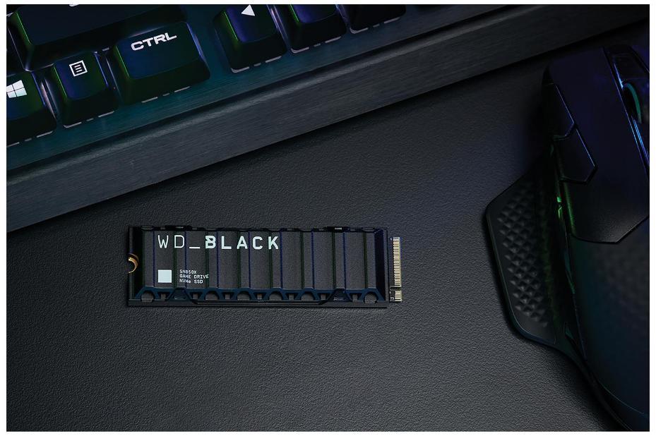 WD Black SN850X NVMe with Heatsink M.2 2280 Solid State Drive, 2TB - WDS200T2XHE