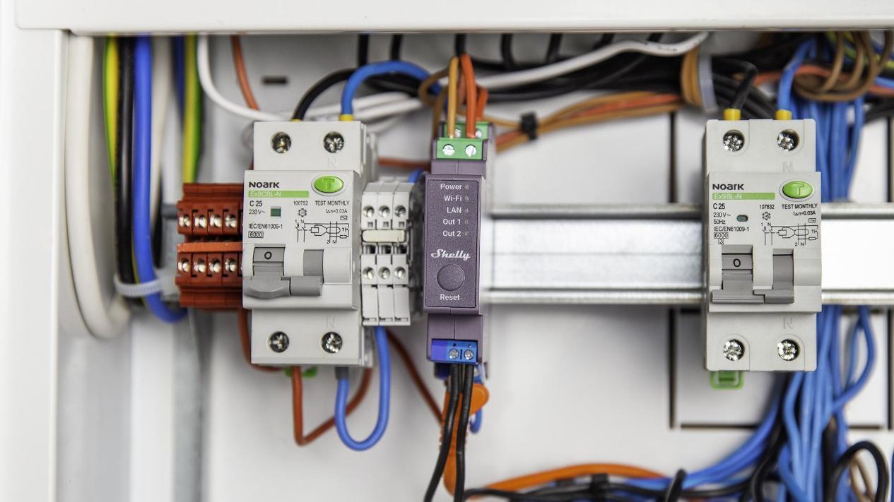 SHELLY PRO 2, RELÉ DE 2 CANALES, DIN - SH24337