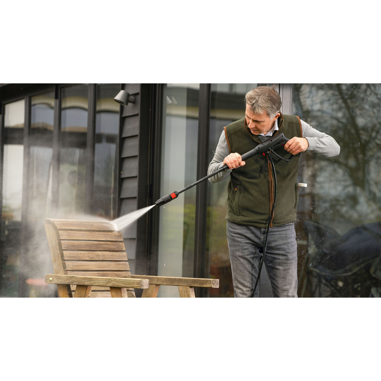 Bosch 06008A7C70 UniversalAquatak 135 Hidrolimpiadora de alta presión 1900W 135 bar