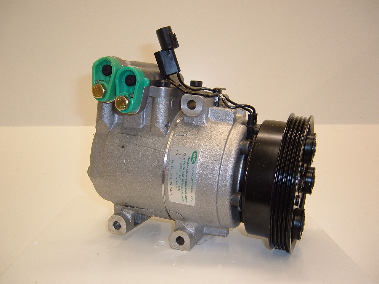 Aircon Compressor Genuine OE – AutoAir 14-1024