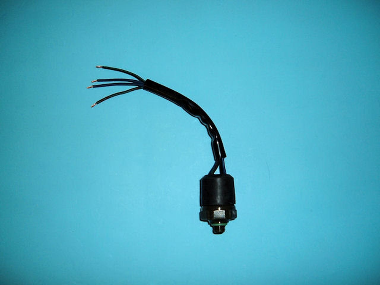 Aircon Pressure Switch – AutoAir 43-0017