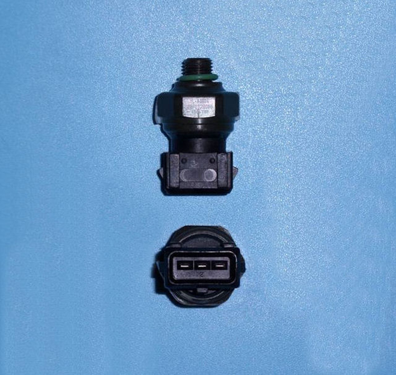 Aircon Pressure Switch – AutoAir 43-0018