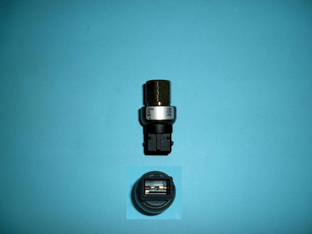 Aircon Pressure Switch – AutoAir 43-7506