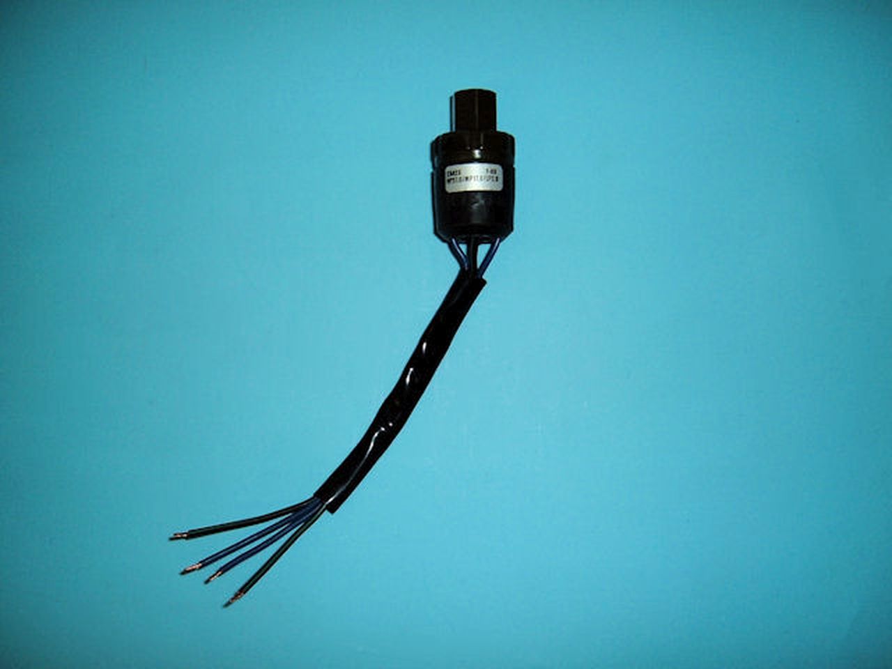 Aircon Pressure Switch – AutoAir 43-AAG20012