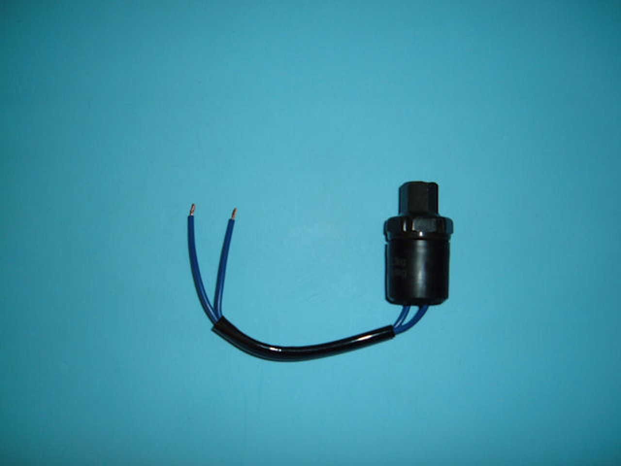 Aircon Pressure Switch – AutoAir 43-AAG5833