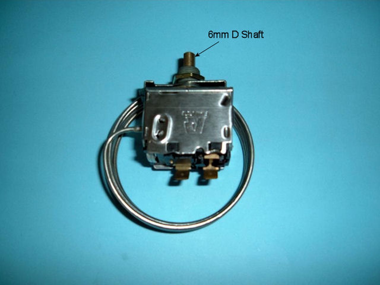 T/STAT 42 CAP C/W NUTS – AutoAir 32-1091