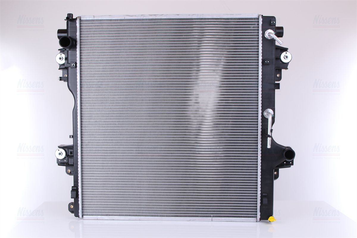 NISSENS Coolant Radiator 606071