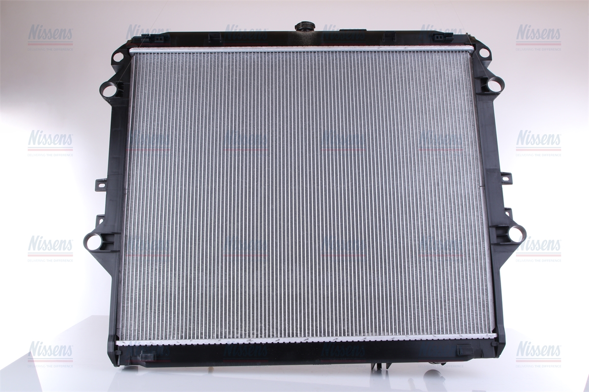NISSENS Coolant Radiator 606558