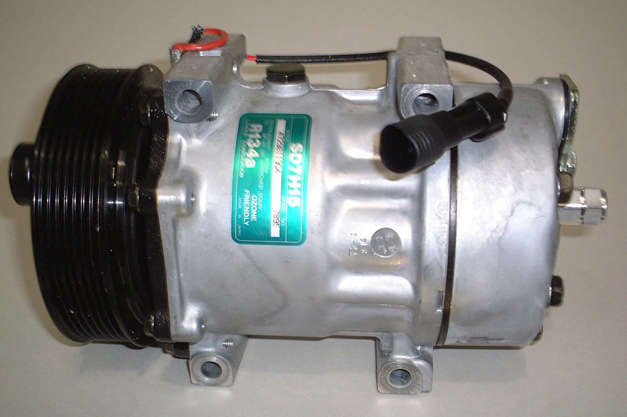 Aircon Compressor Genuine OE DENSO – AutoAir 14-0265