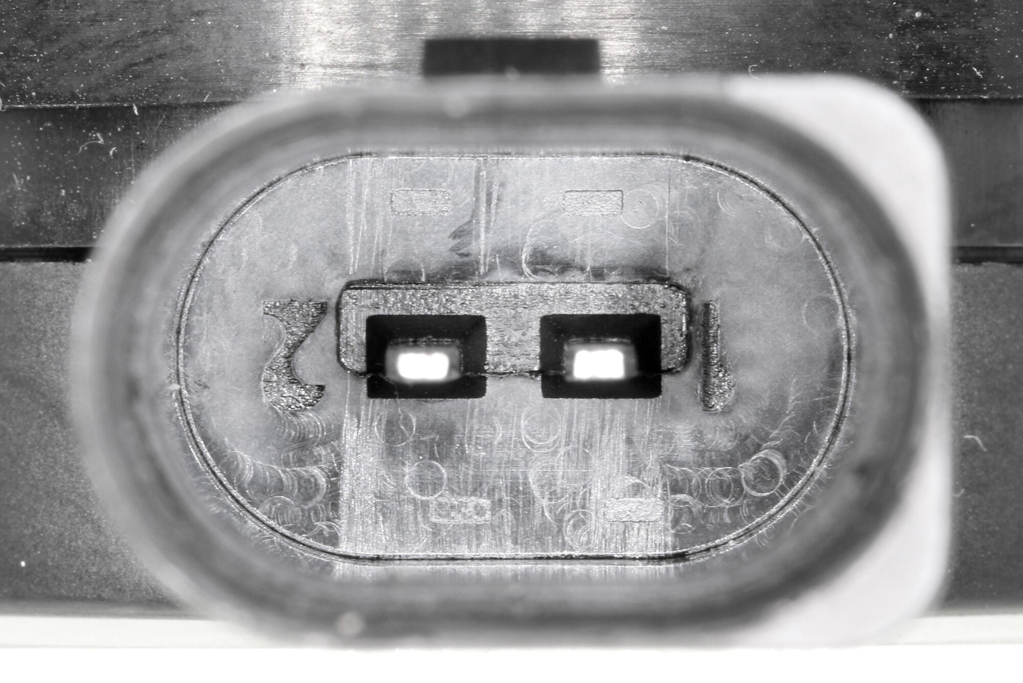 VEMO Auxiliary water pump (cooling water circ V10-16-0051