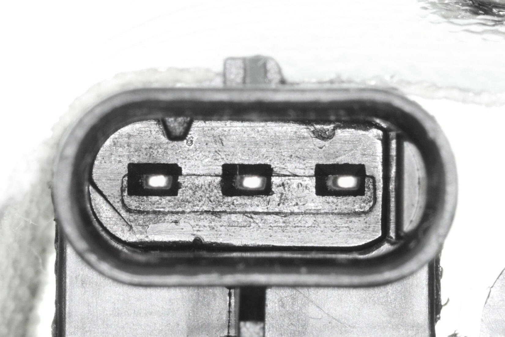 VEMO Auxiliary water pump (cooling water circ V10-16-0056