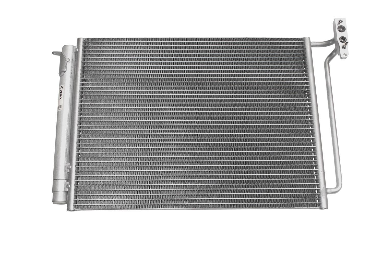 VEMO Condenser, air conditioning V20-62-1015