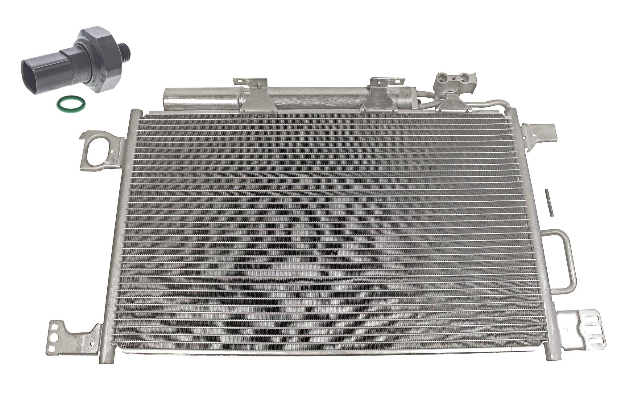 VEMO Condenser, air conditioning V30-62-91035