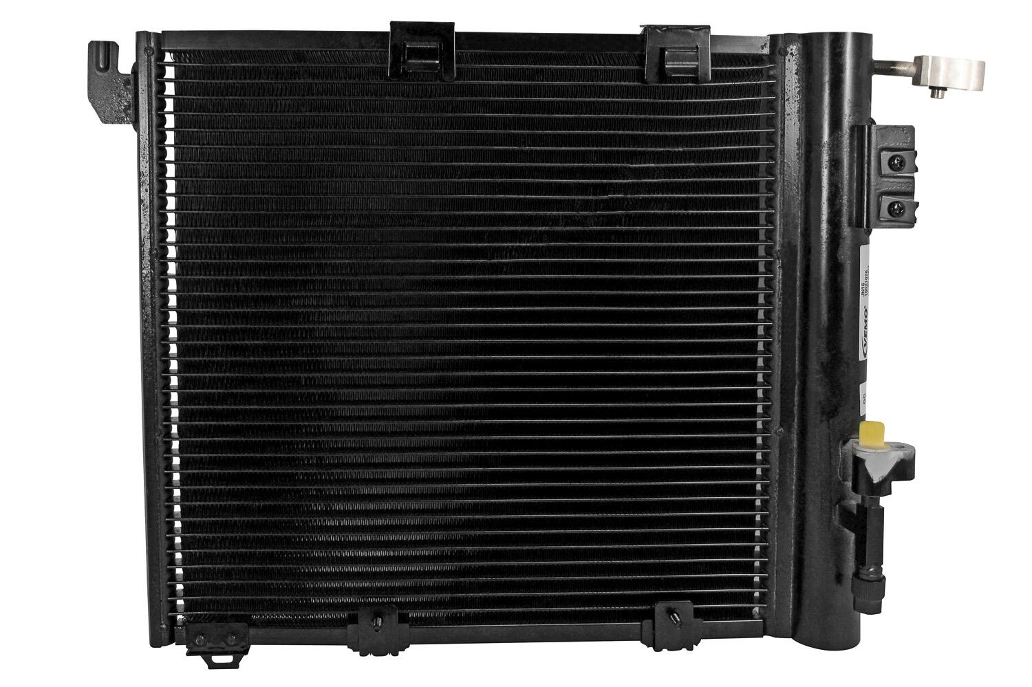 VEMO Condenser, air conditioning V40-62-0003