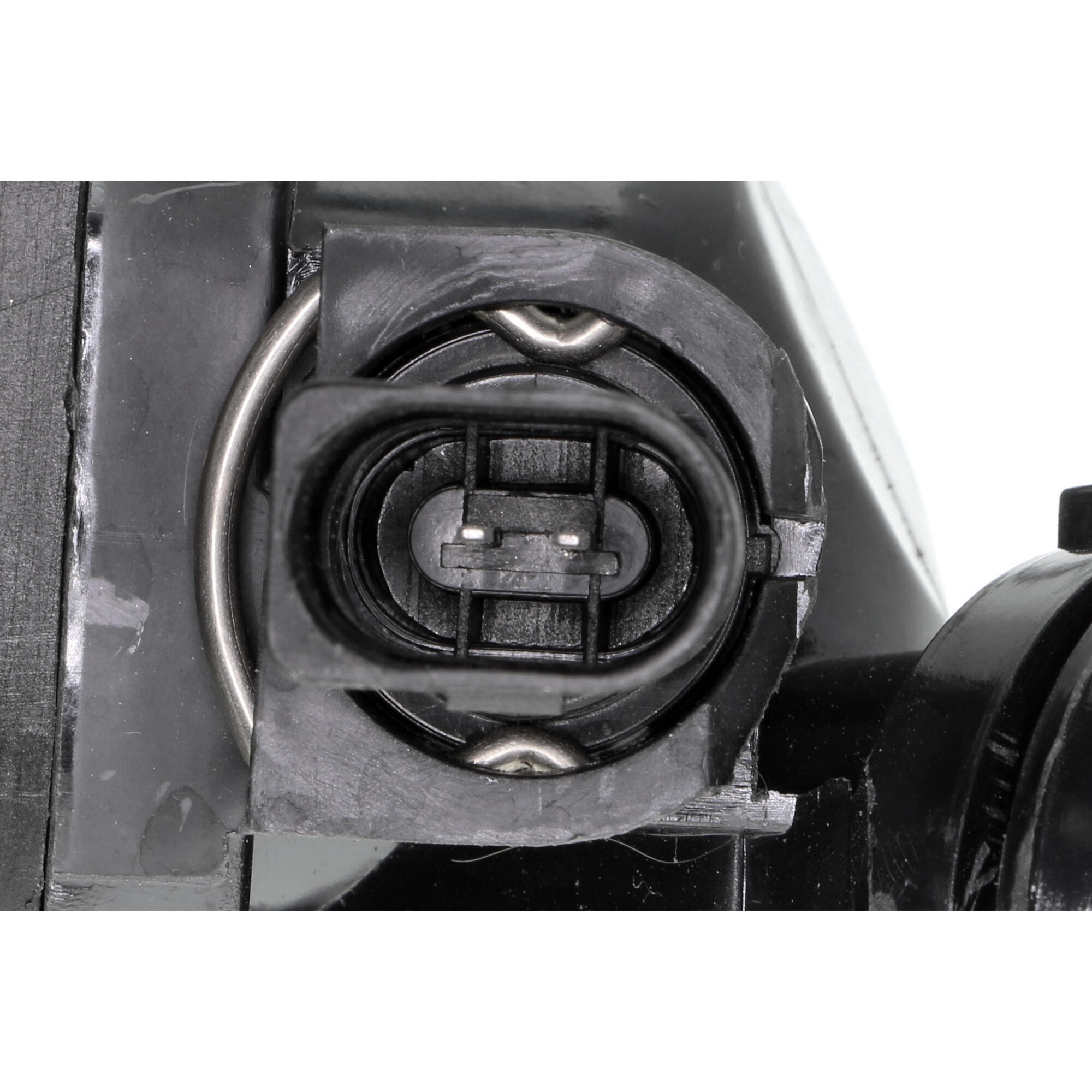 VEMO Thermostat Housing V15-99-1904