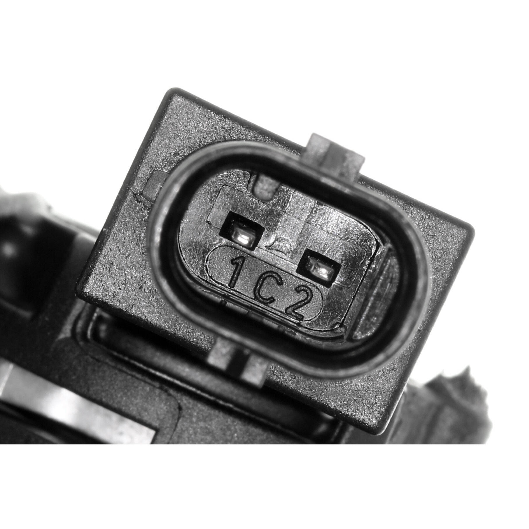 VEMO Thermostat Housing V30-99-2272