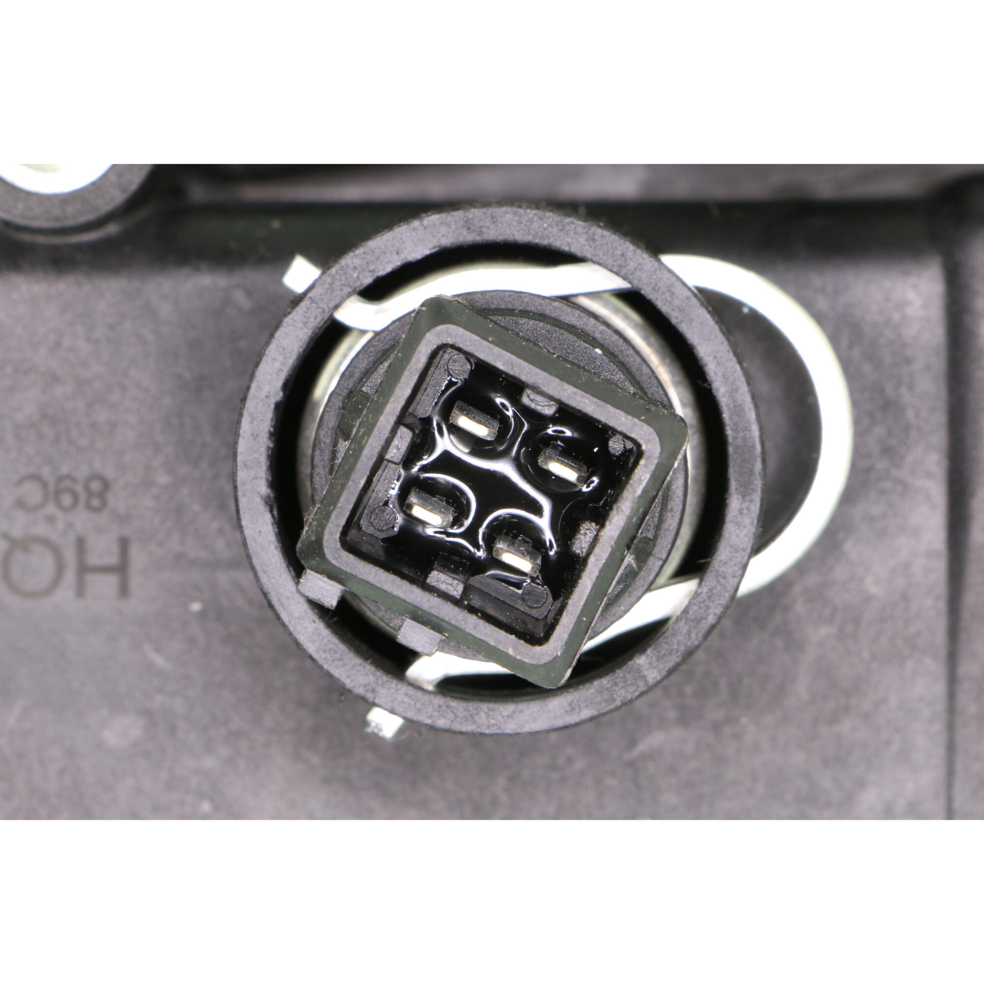 VEMO Thermostat Housing V46-99-1381