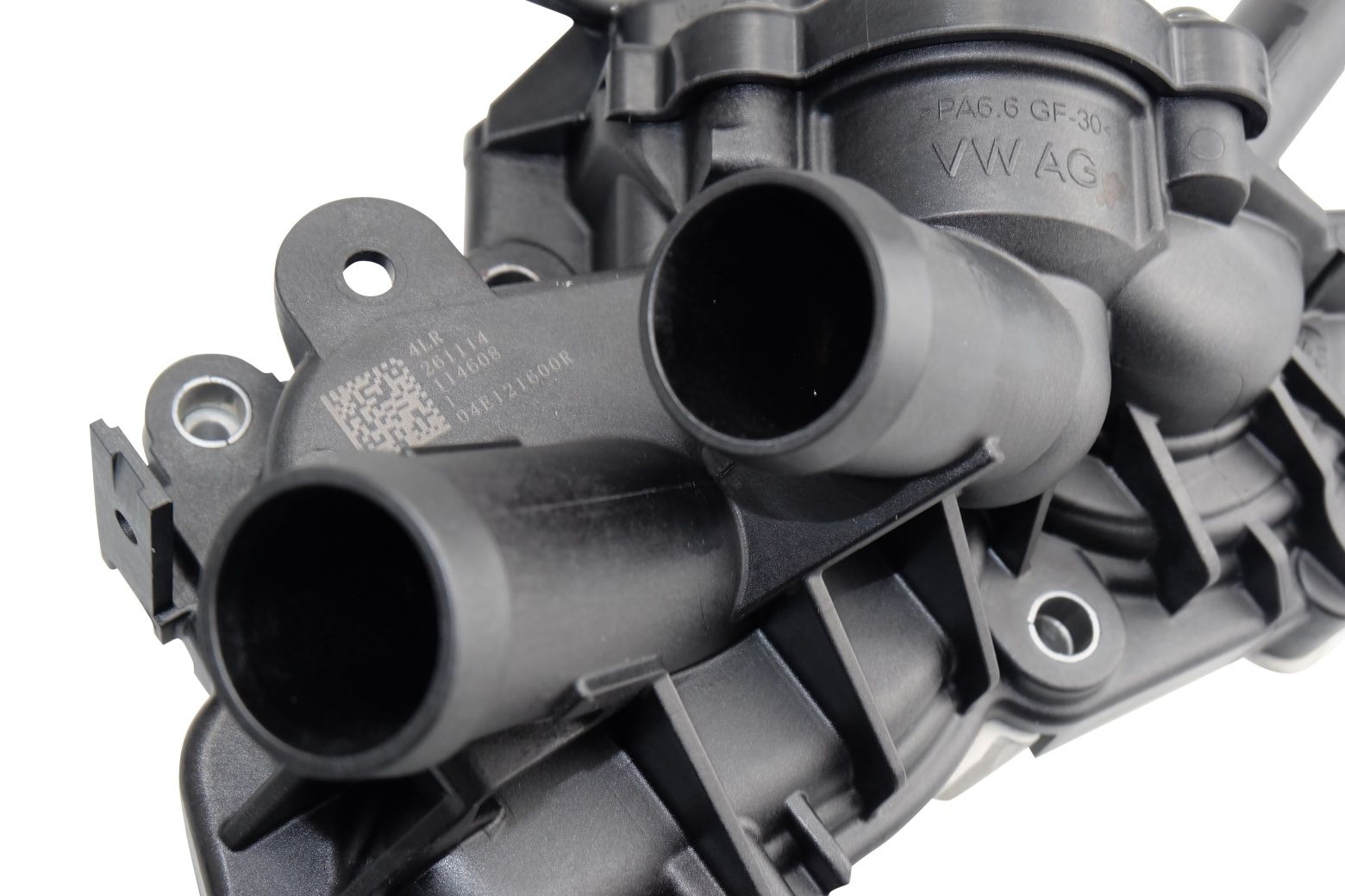 BOGAP A+ OEM Water Pump for engine cooling A4234101