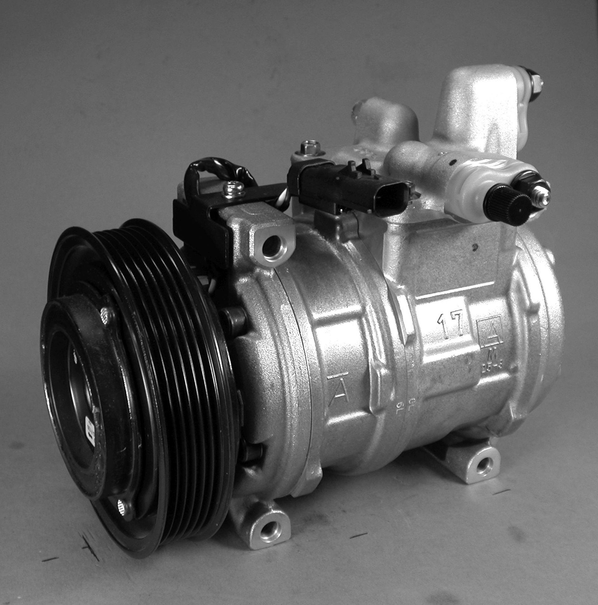 Denso Aircon Compressor DCP06003