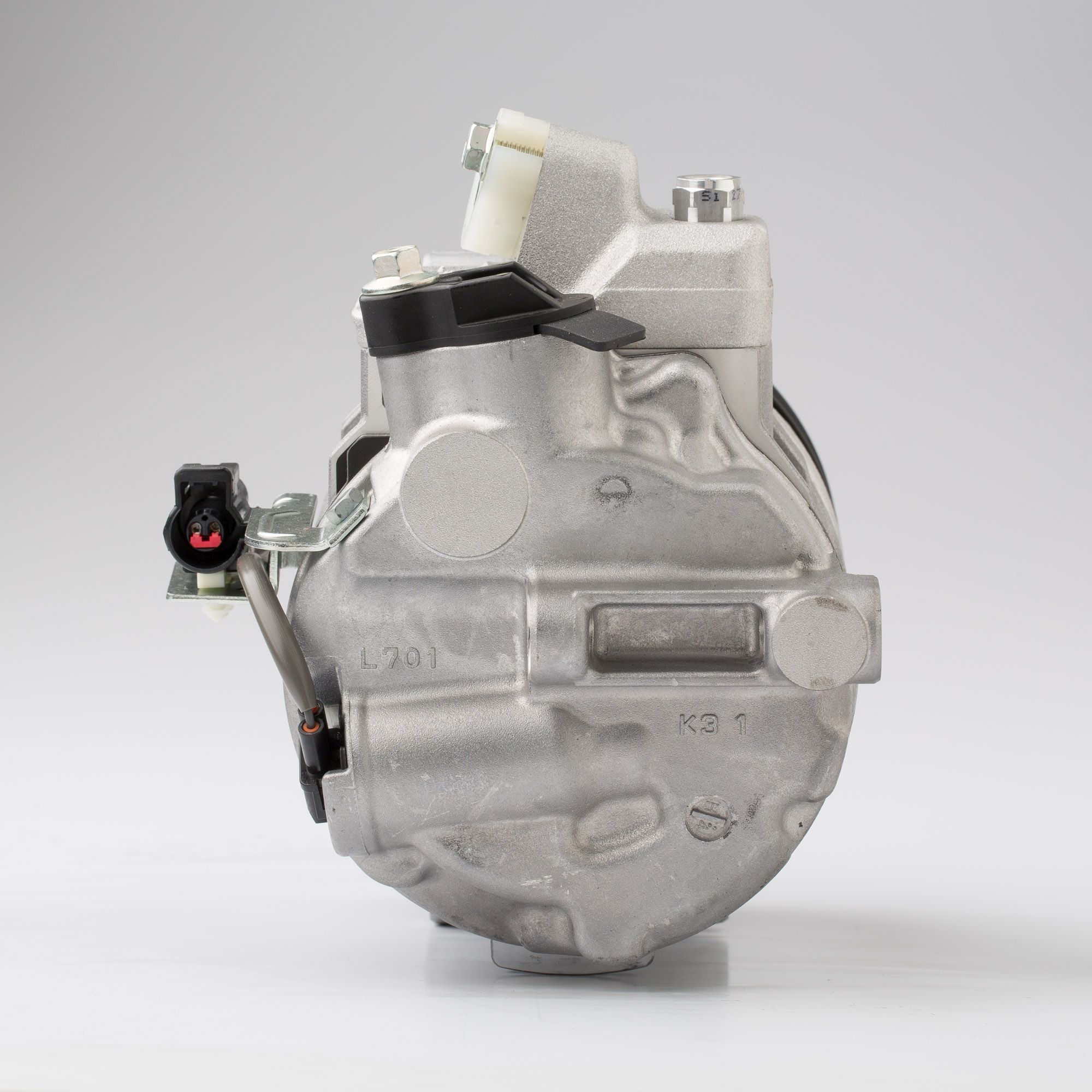 Denso Aircon Compressor DCP11012
