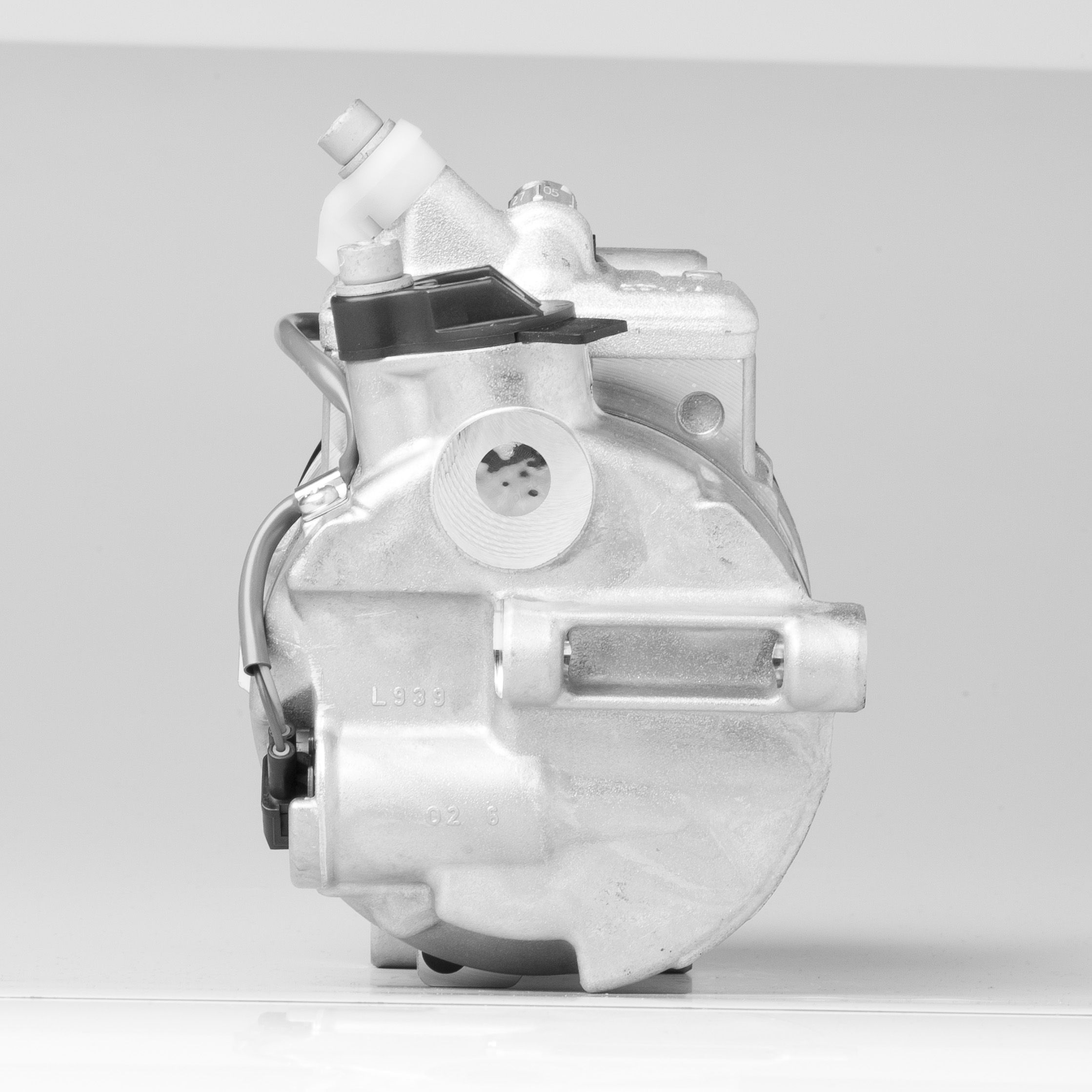 Denso Aircon Compressor DCP17112
