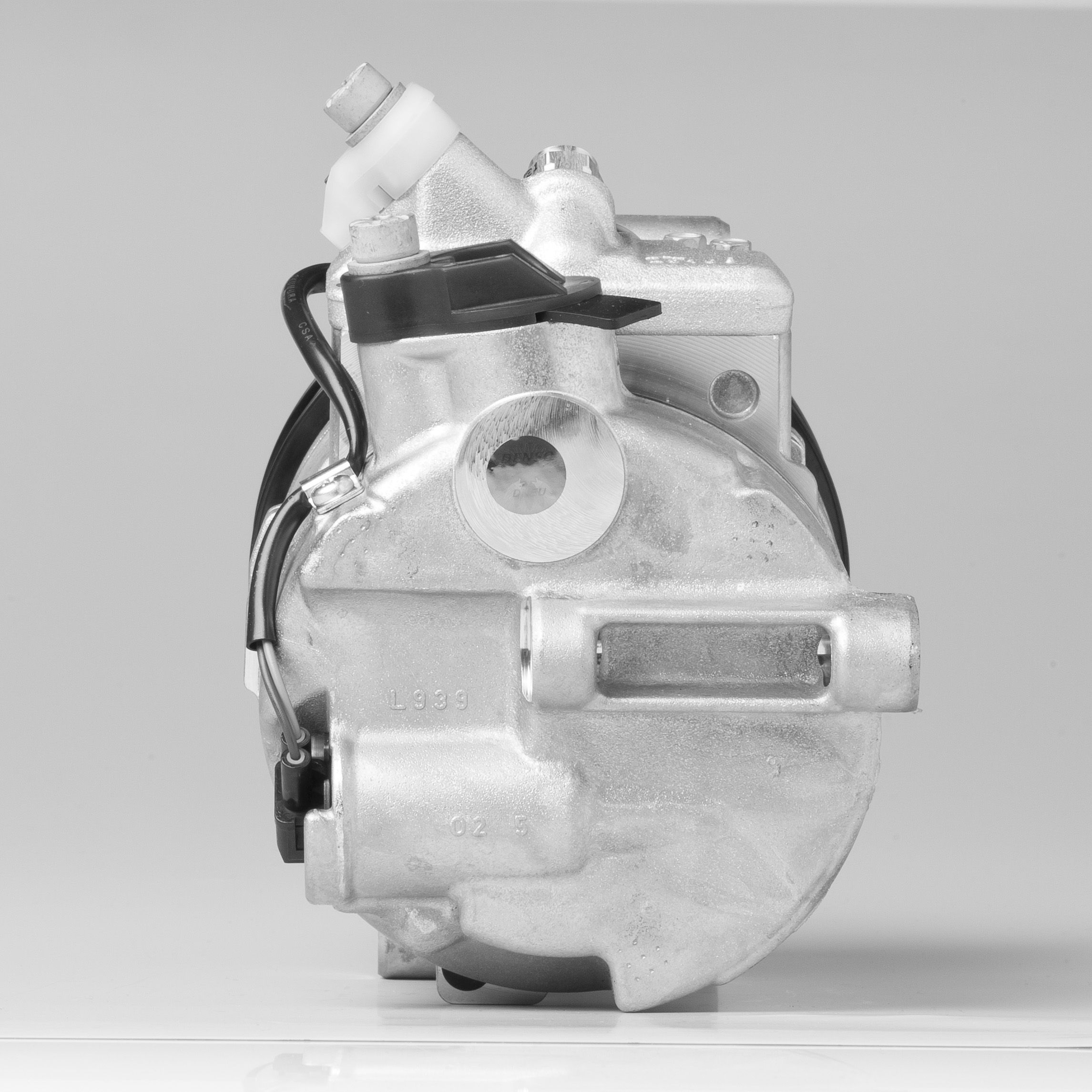 Denso Aircon Compressor DCP17115