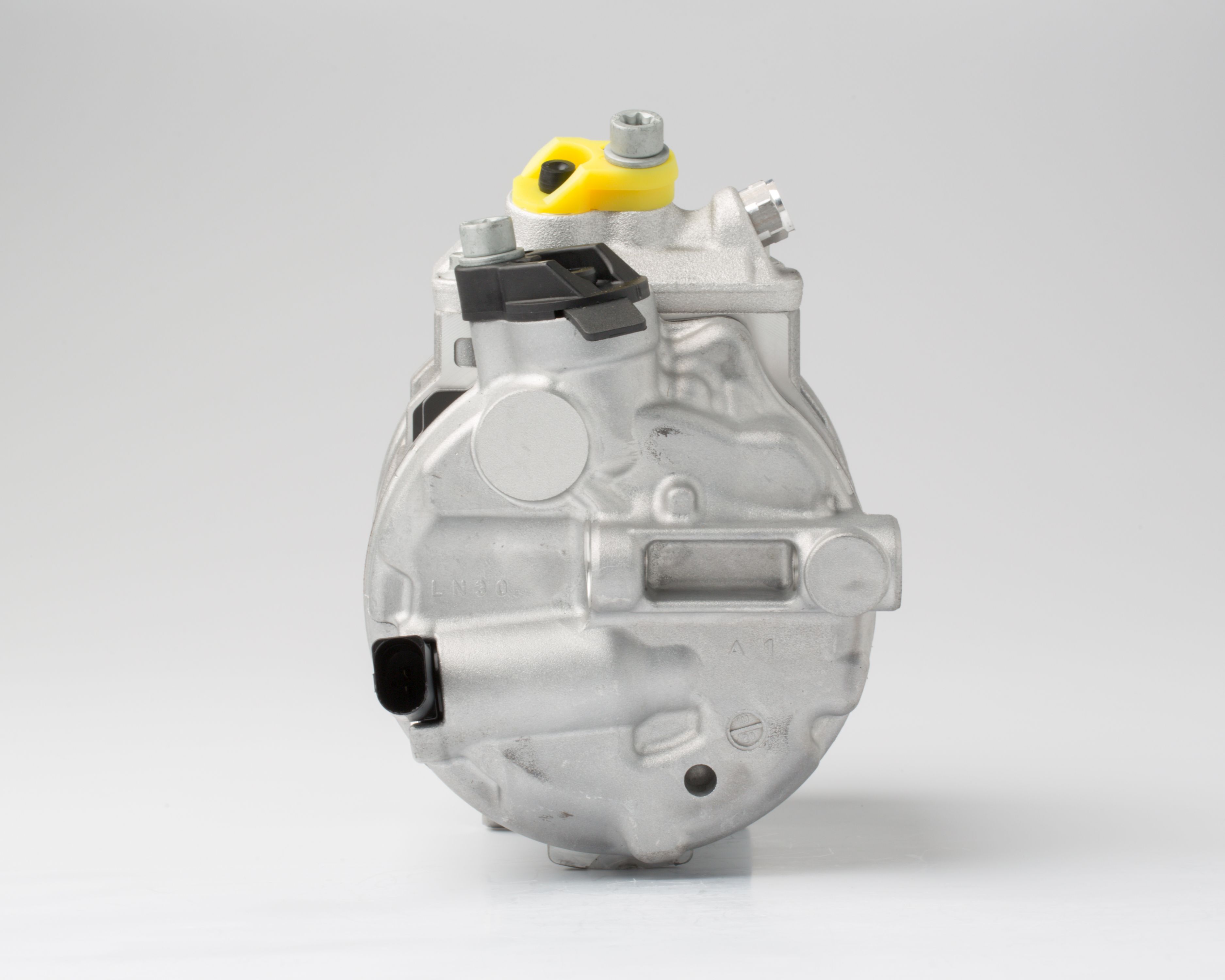 Denso Aircon Compressor DCP32072
