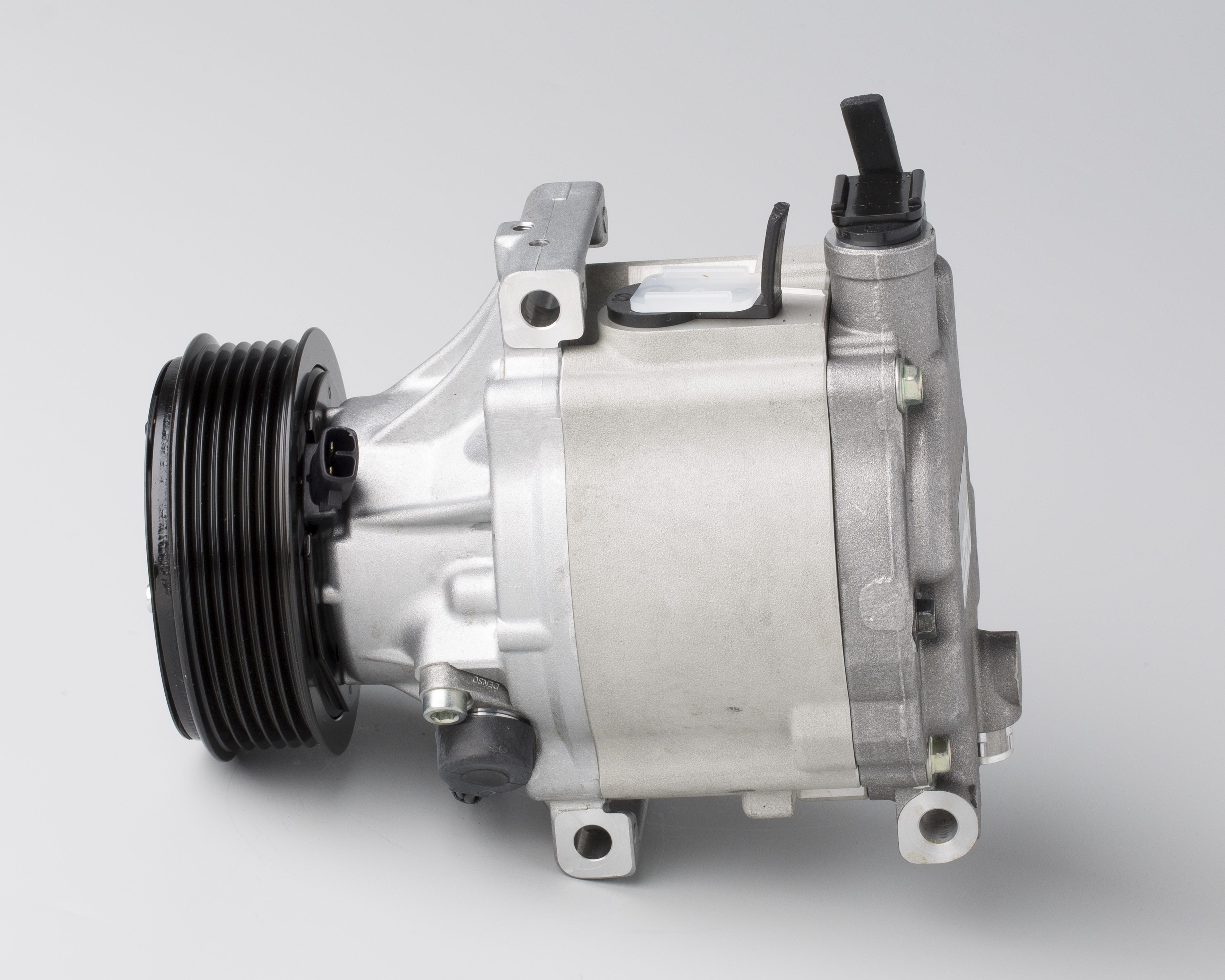Denso Aircon Compressor DCP36003