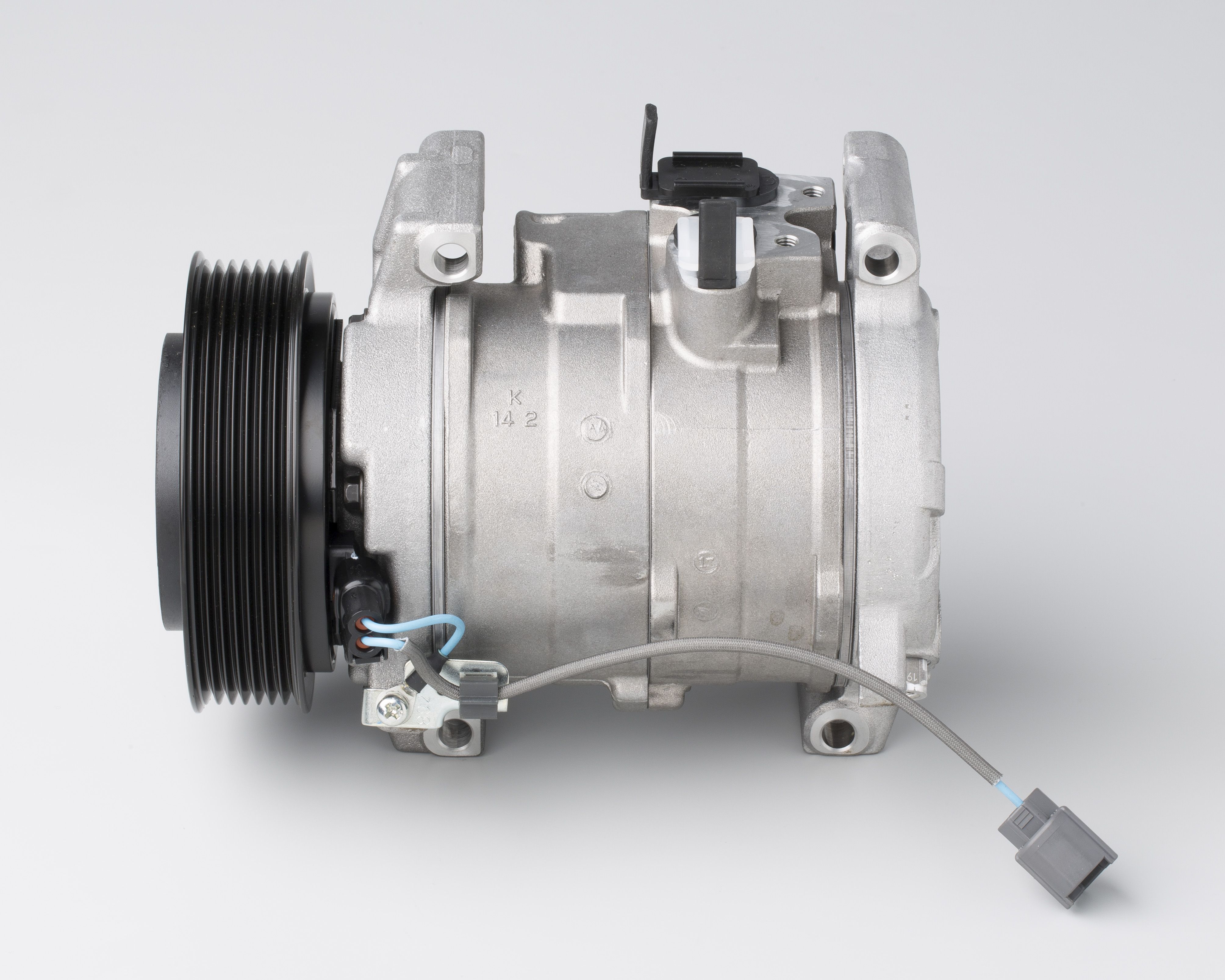 Denso Aircon Compressor DCP40015