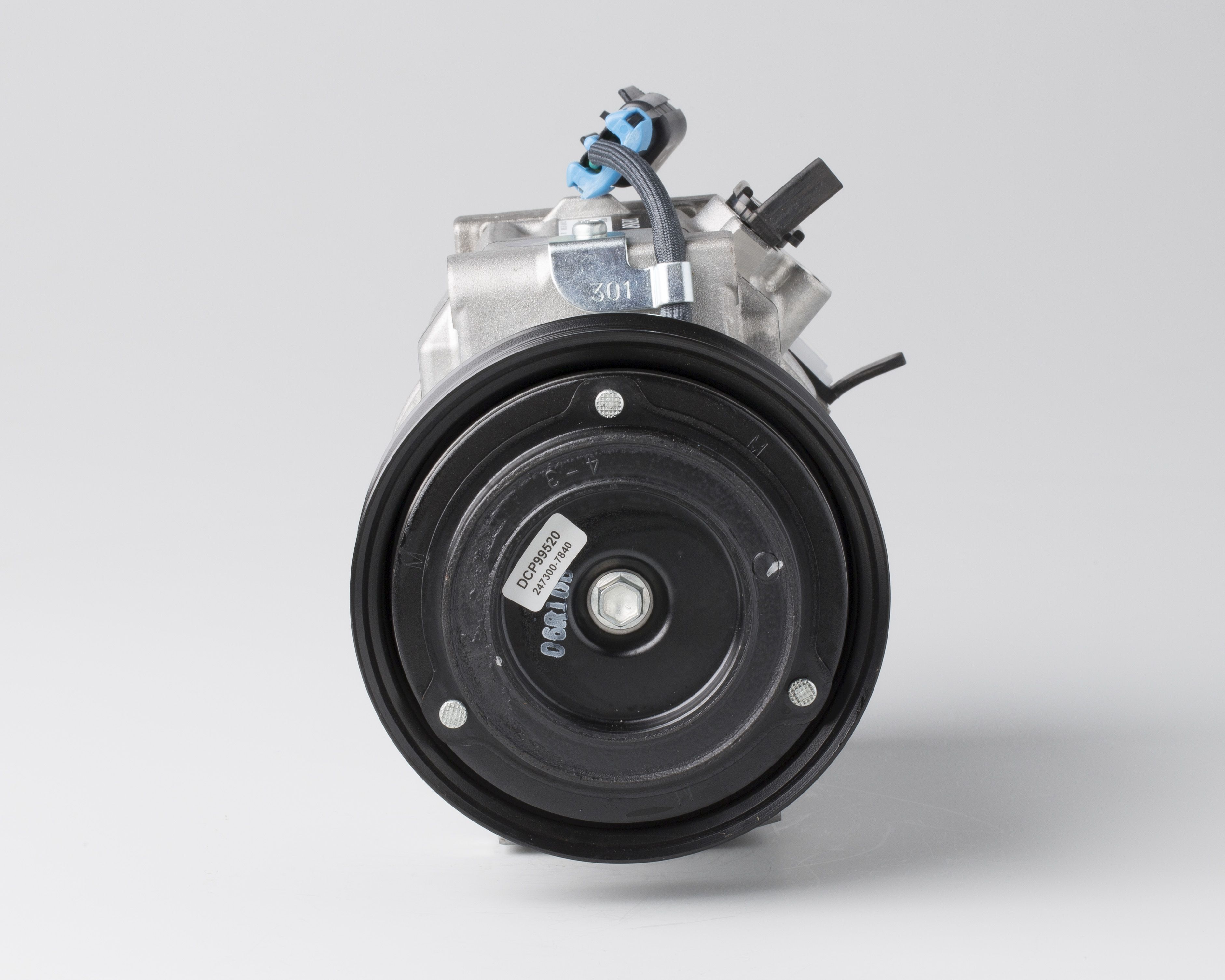 Denso Aircon Compressor DCP99520