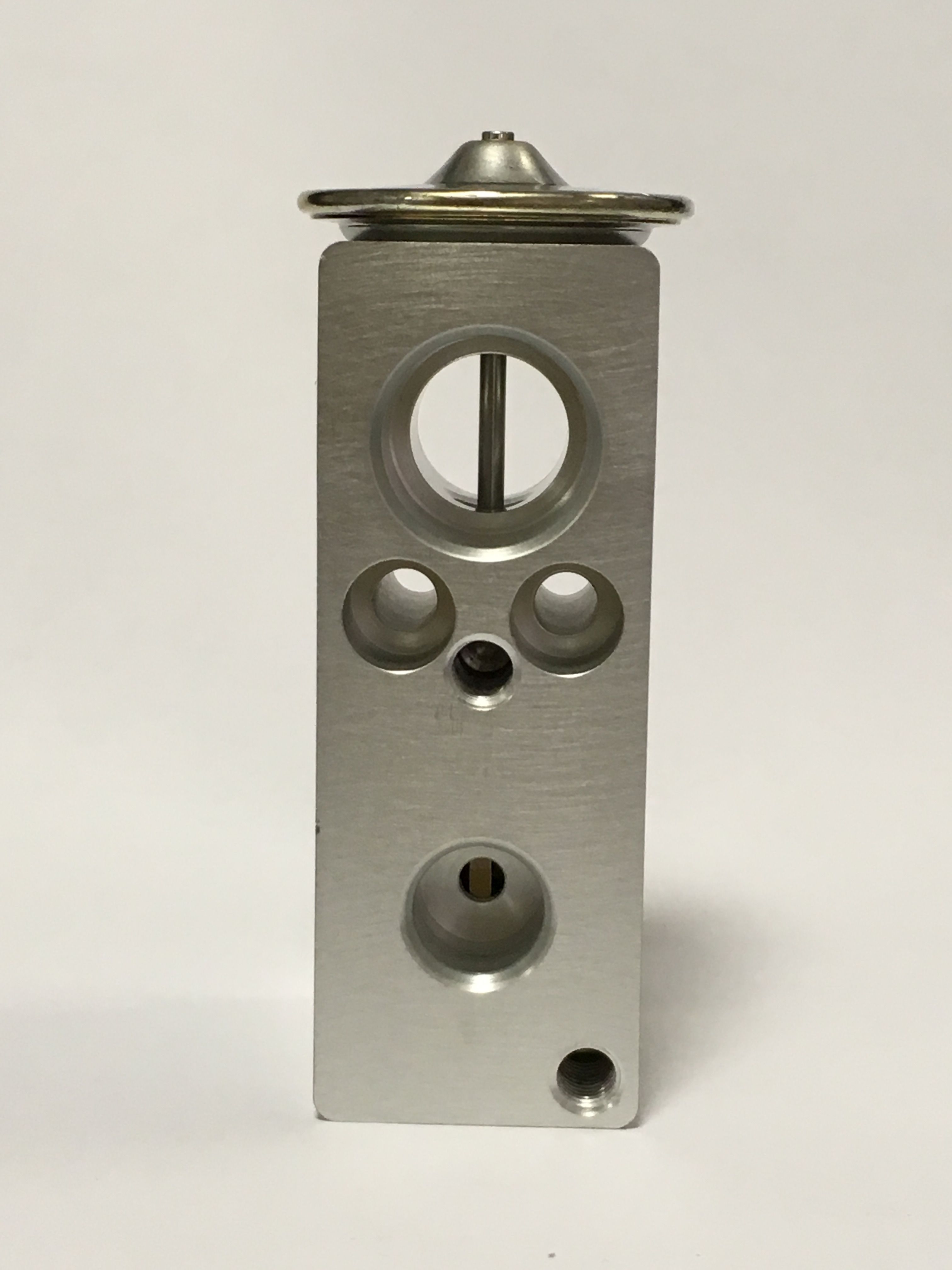 Denso Expansion Valve DVE21004