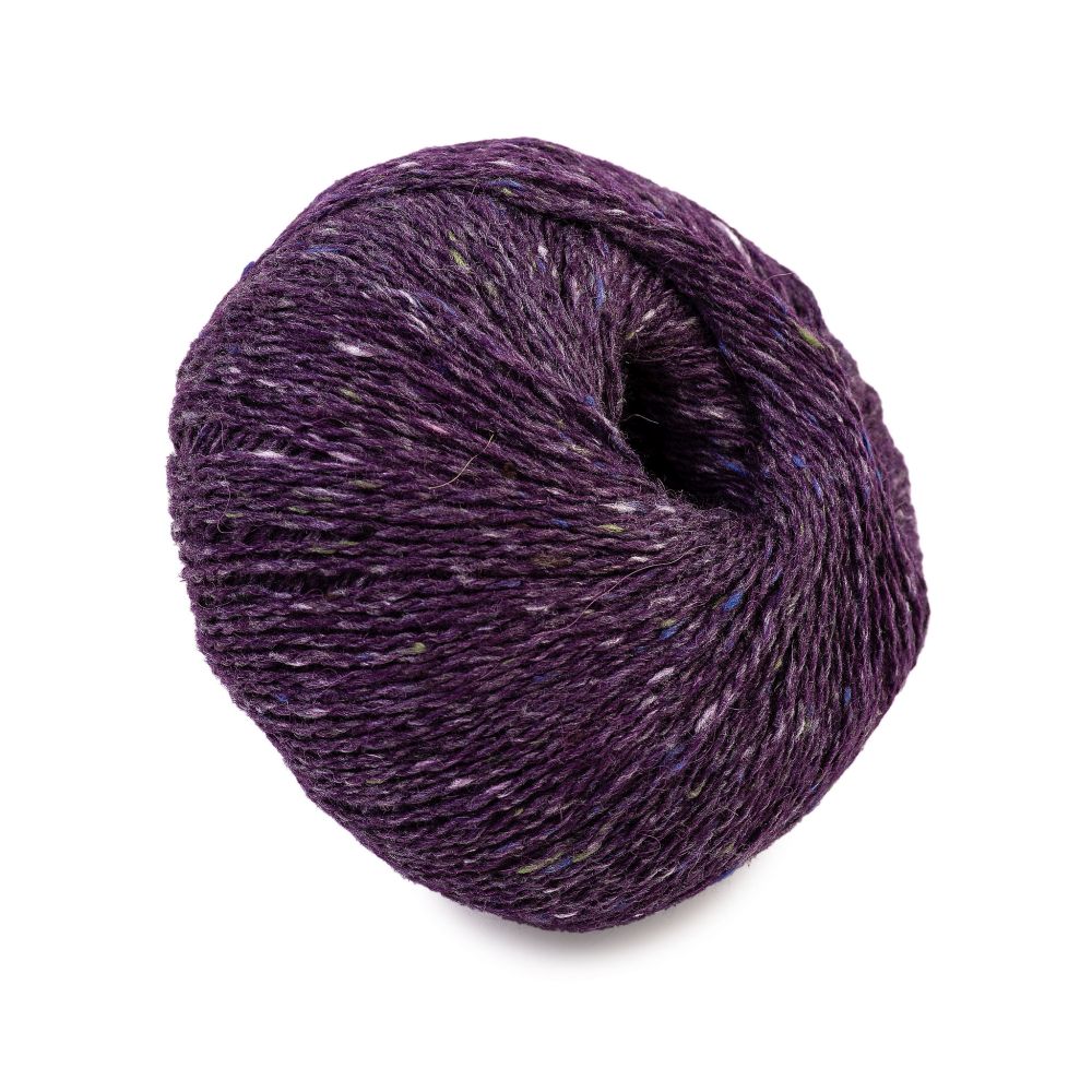 Laughing Hens Hearthstone Tweed DK Yarn | Heritage Tweed for Fair Isle & Classi
